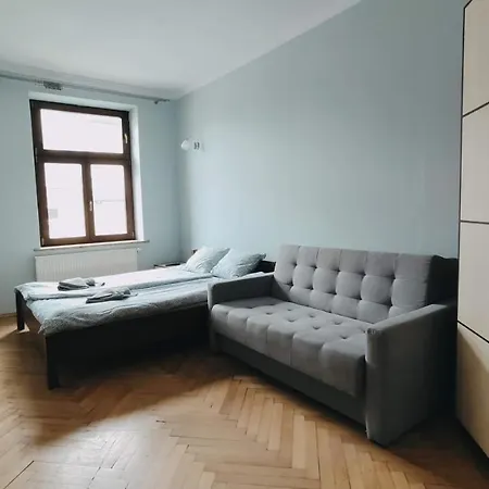 Florianska 10 By Homeprime